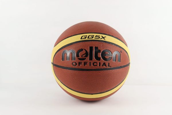 كرة سلة رياضية من مولتن BGM5X مقاس 5